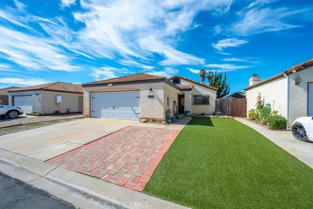 2217 Chestnut, Santa Maria