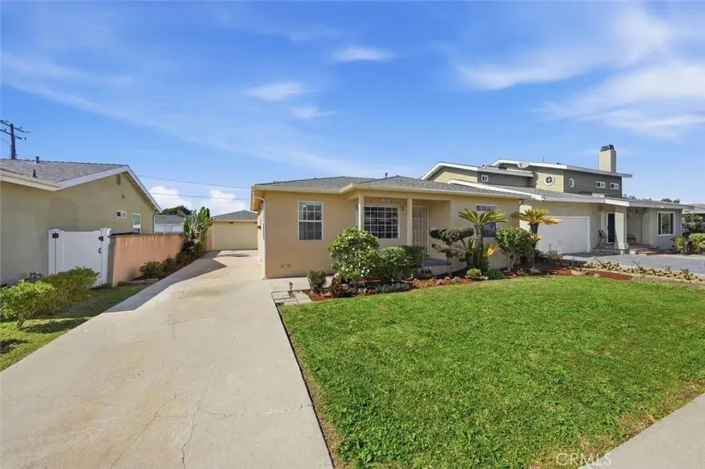 17627 Cranbrook Avenue, Torrance