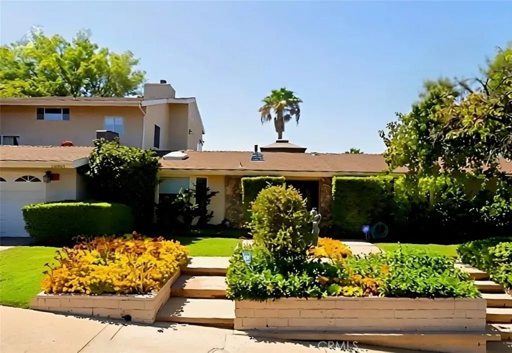 20838 Exhibit Court, Woodland Hills