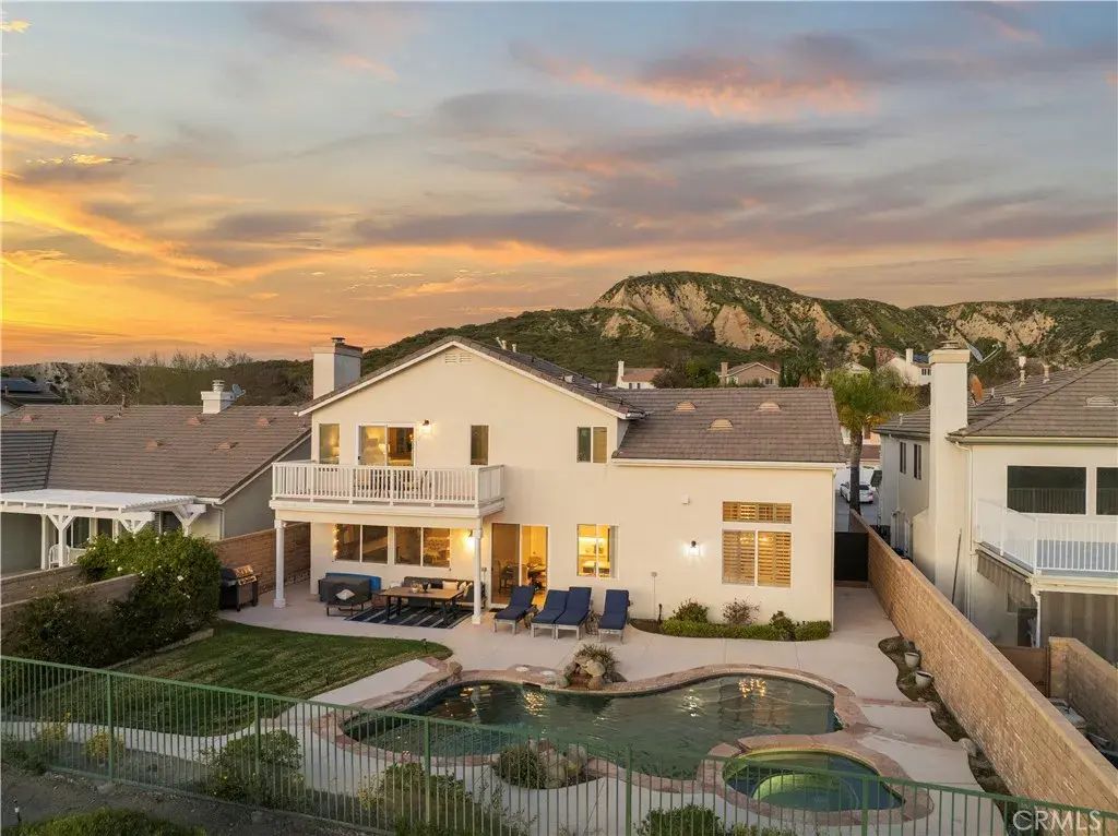 26451 Puffin Place, Canyon Country