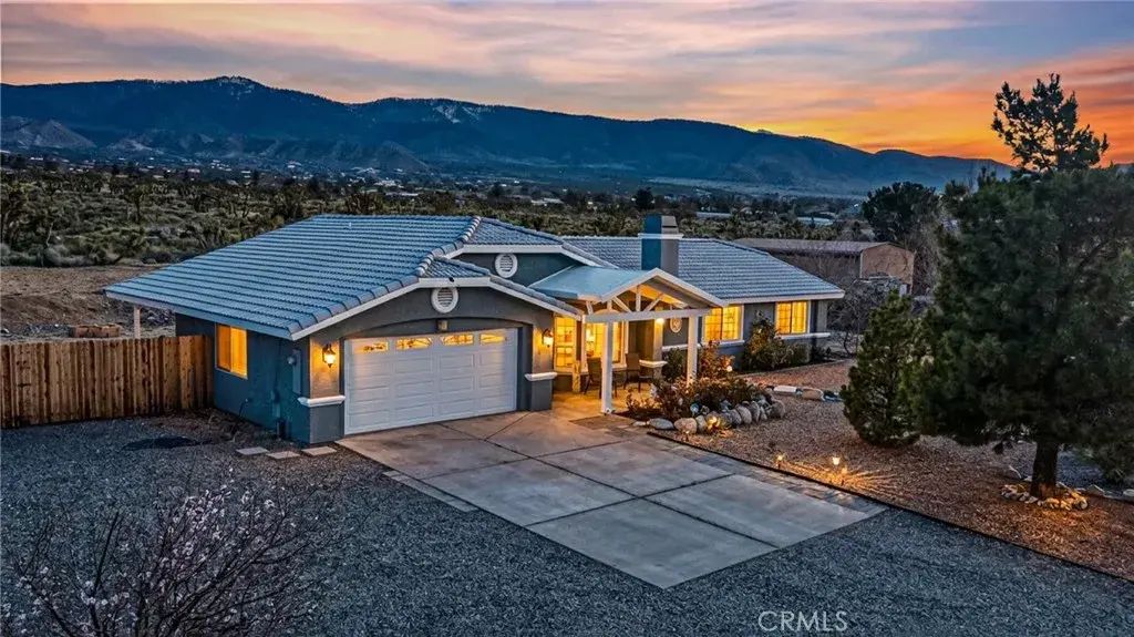 1237 Mono, Pinon Hills