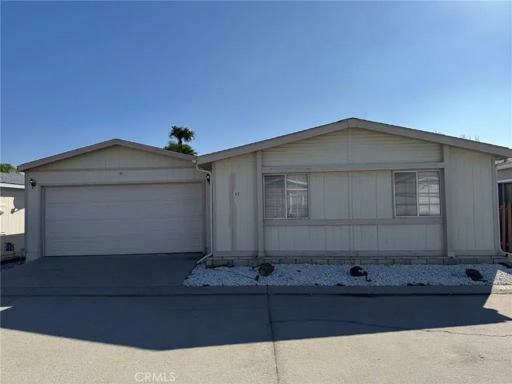 27250 Murrieta 77, Menifee