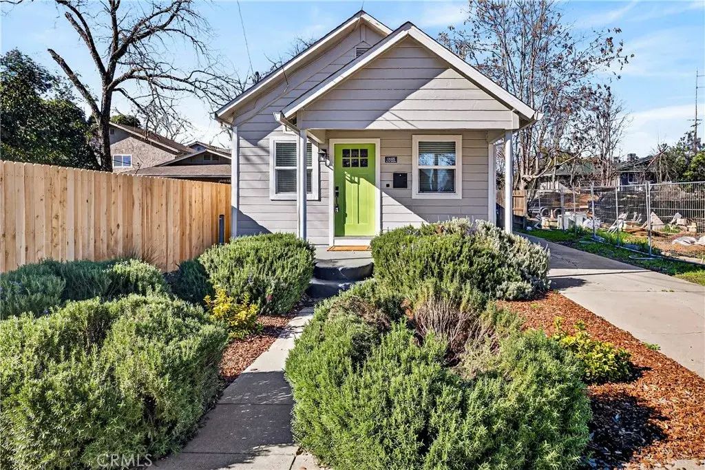 1128 W 5th, Chico