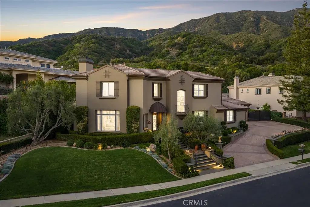 2653 Vista Del Sol, La Verne