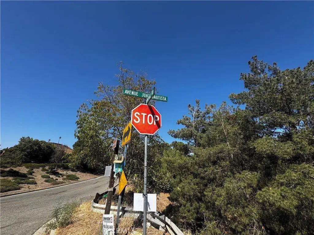 186140 Avenida Juan Bautista, Jurupa Valley