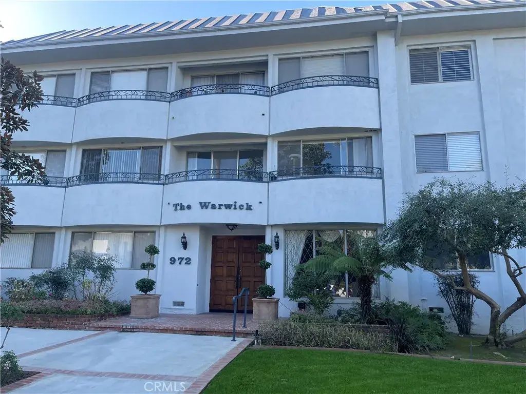 972 E California Boulevard 306, Pasadena