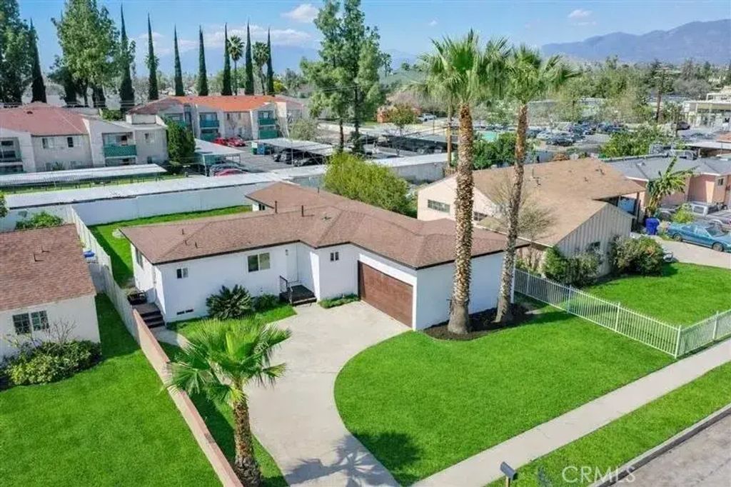 1390 Pepper Tree Lane, San Bernardino