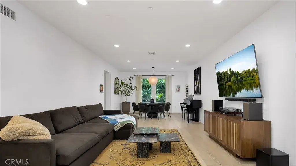 4240 Laurel Canyon Boulevard 306, Studio City