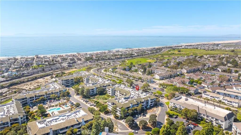 240 Nice 302, Newport Beach