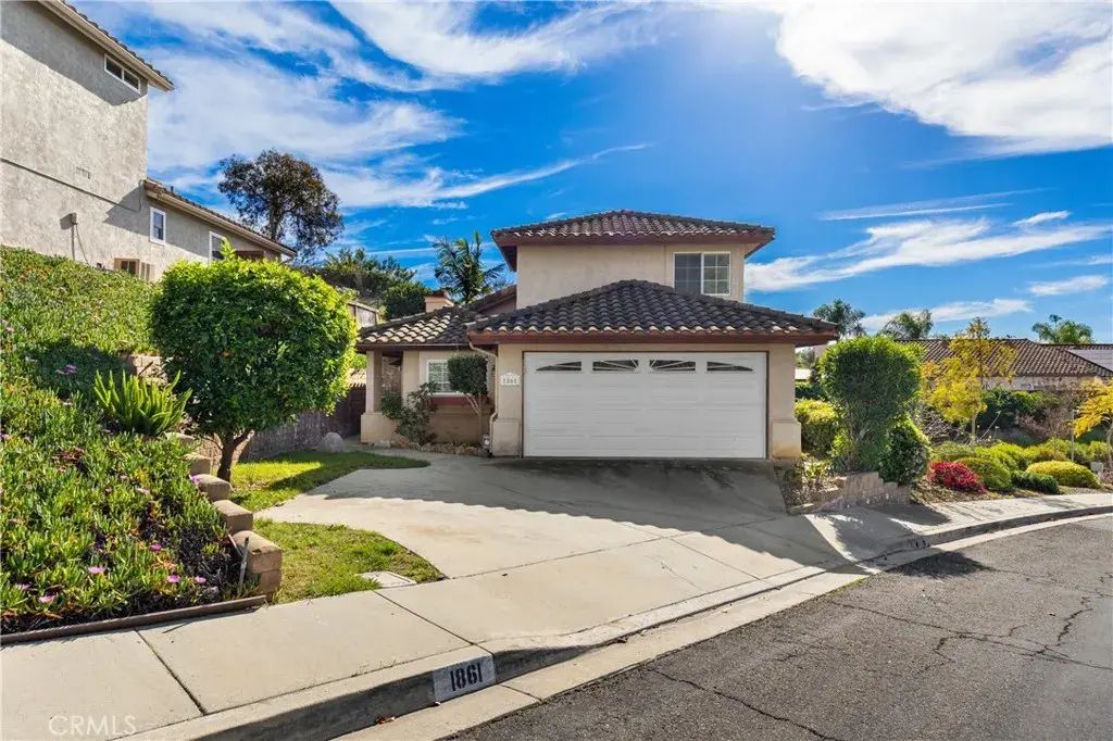 1861 Loreto Glen, Escondido