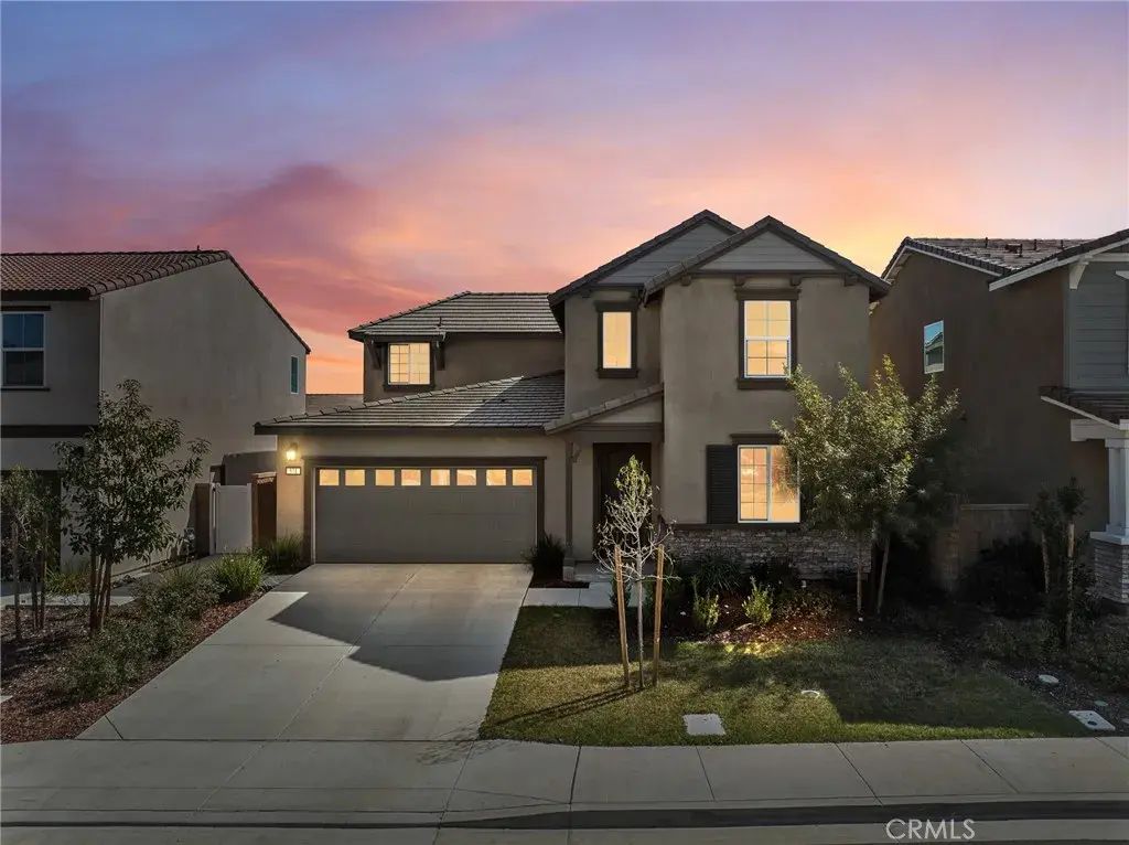 571 Tucker, Rialto