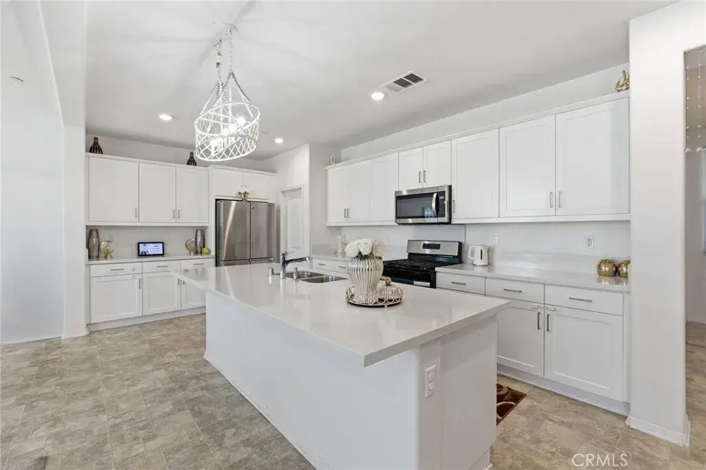 8419 Brotchie, Jurupa Valley