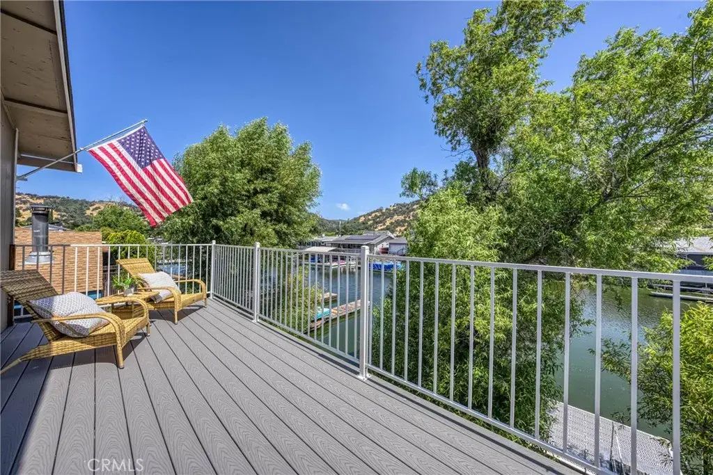 13370 Venus Village, Clearlake Oaks