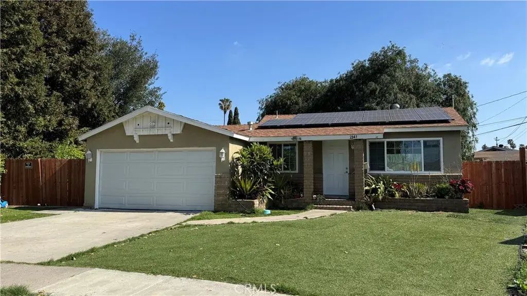 2341 Lewis, Santa Ana
