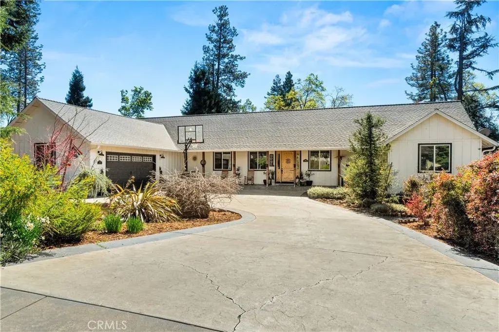 1776 Bille Road, Paradise