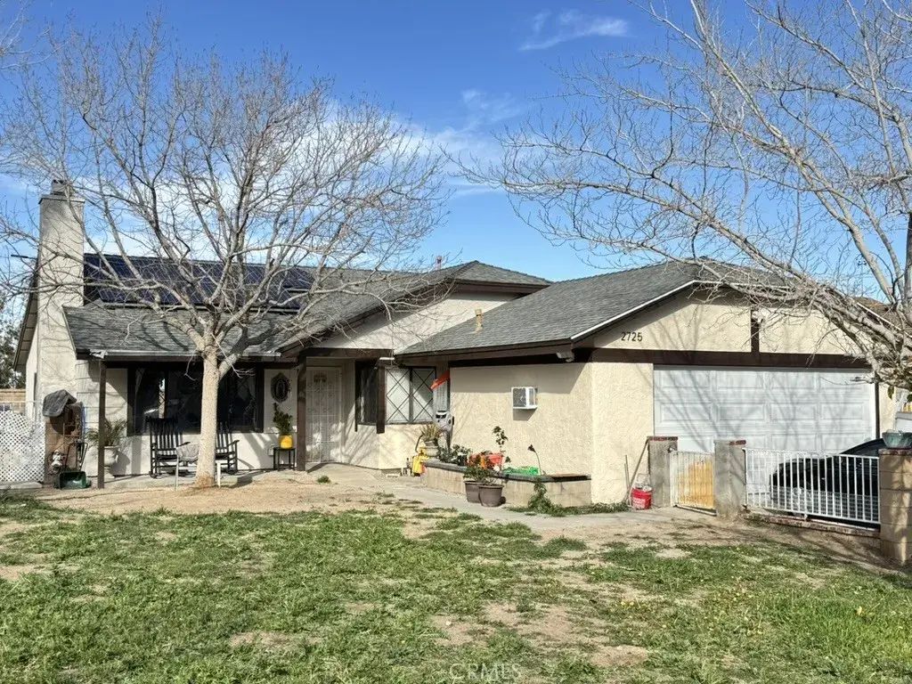 2725 Jojoba Ter, Palmdale