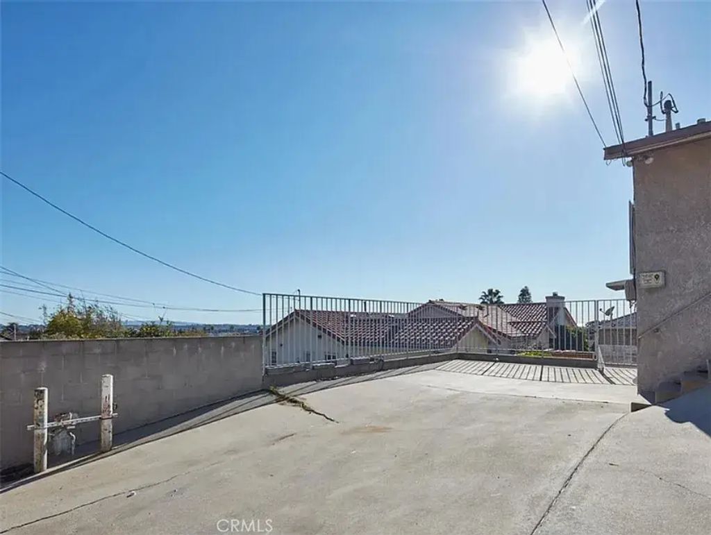 3514 Ocean View, Mar Vista