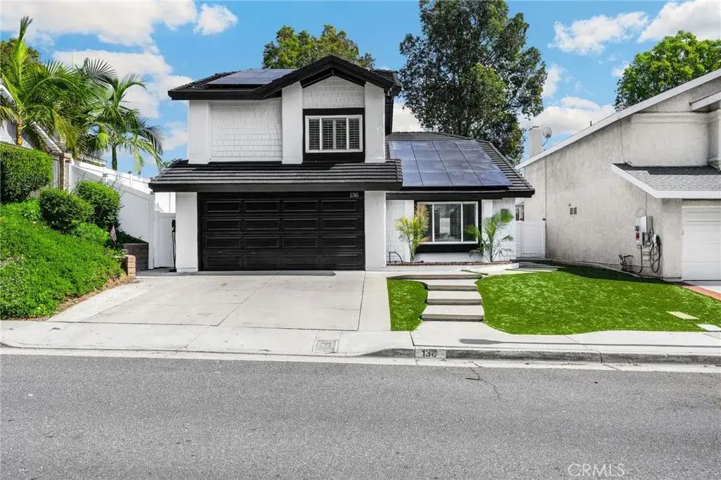 136 Donnybrook, Brea