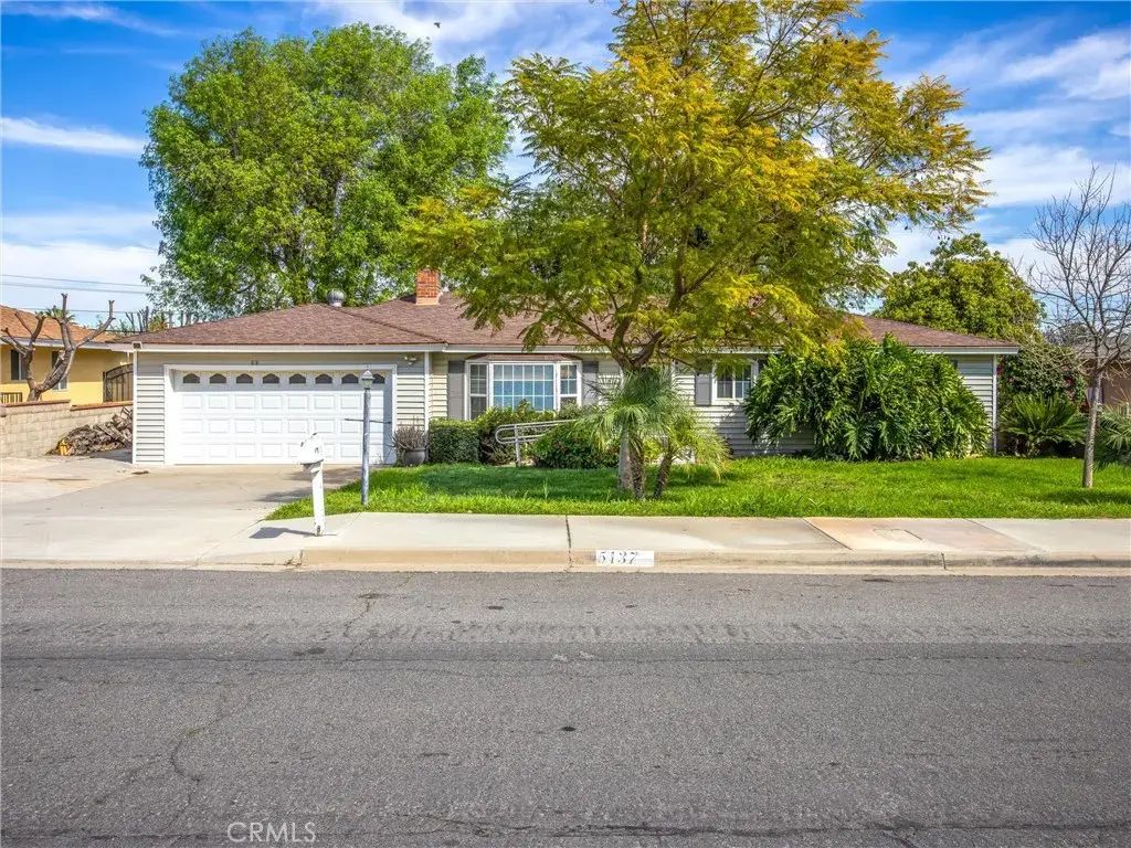 5137 Peacock, Riverside