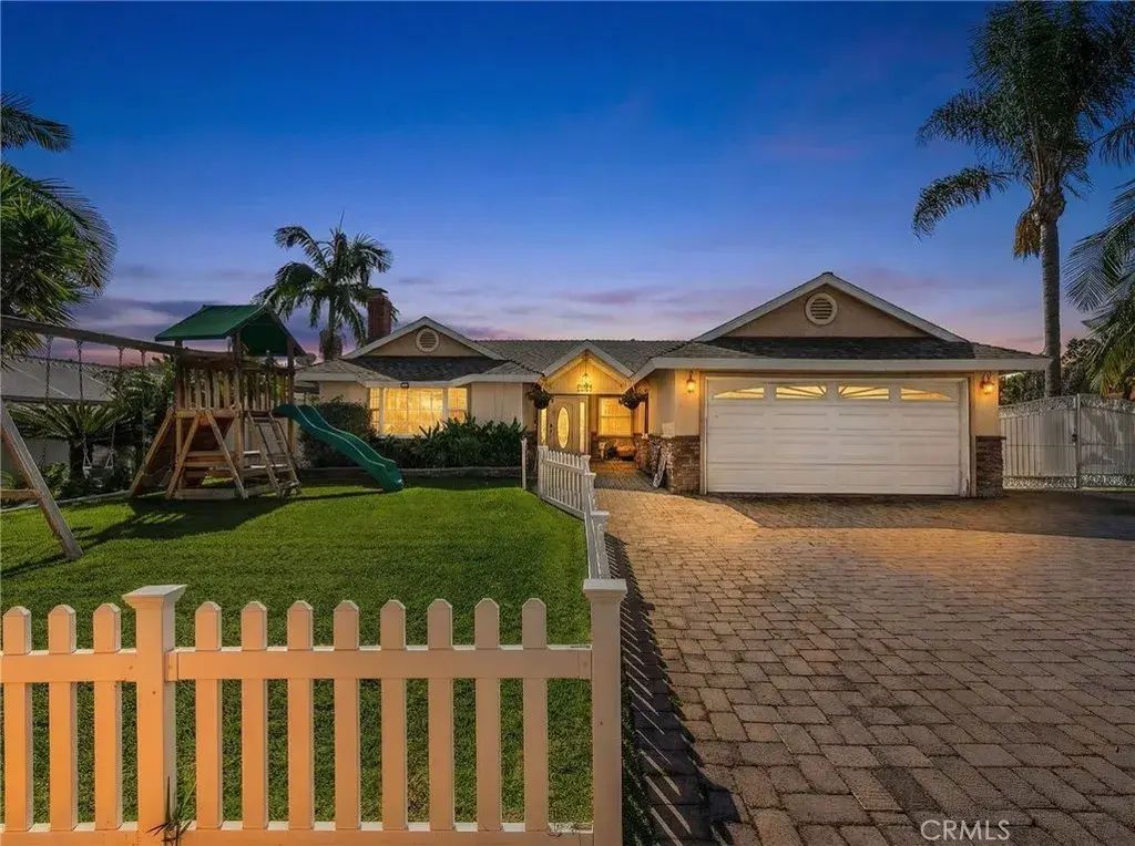 1002 Mariposa Drive, Brea