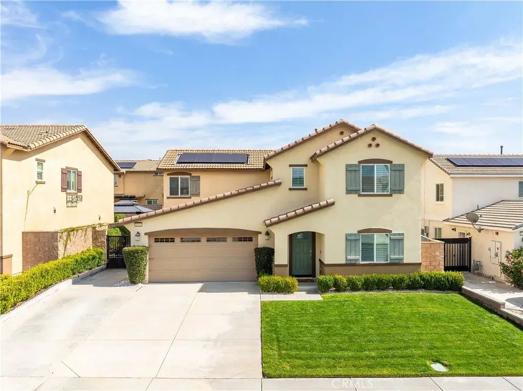 6363 Gold Finch, Fontana