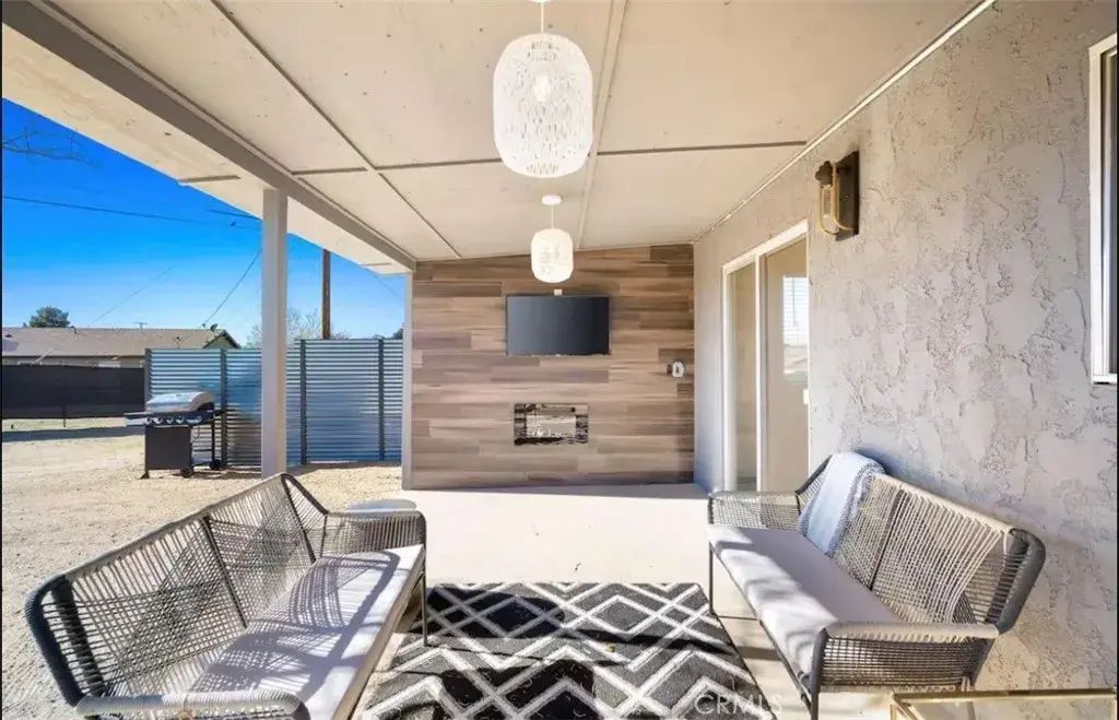 7070 Rubidoux, Yucca Valley