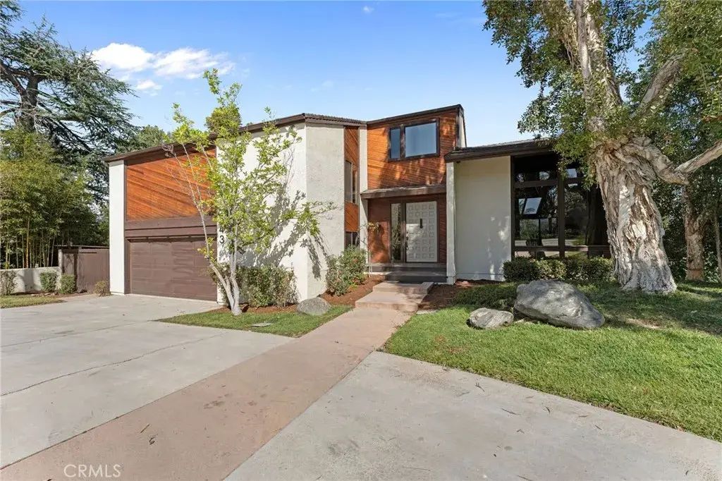 543 E Mariposa, Redlands