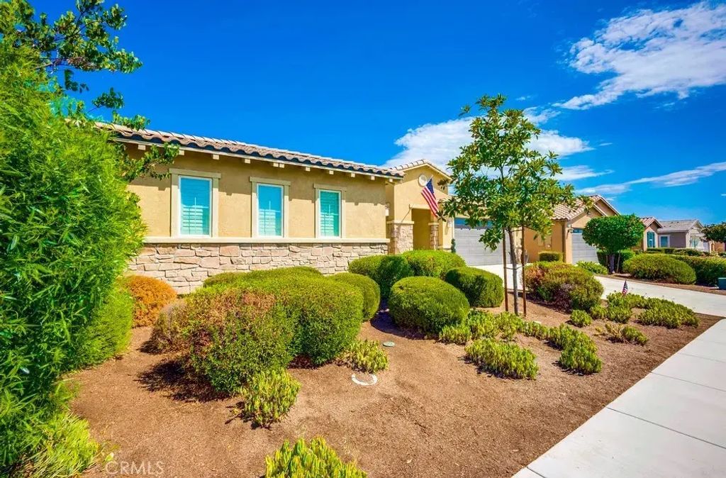 30327 Redding, Murrieta