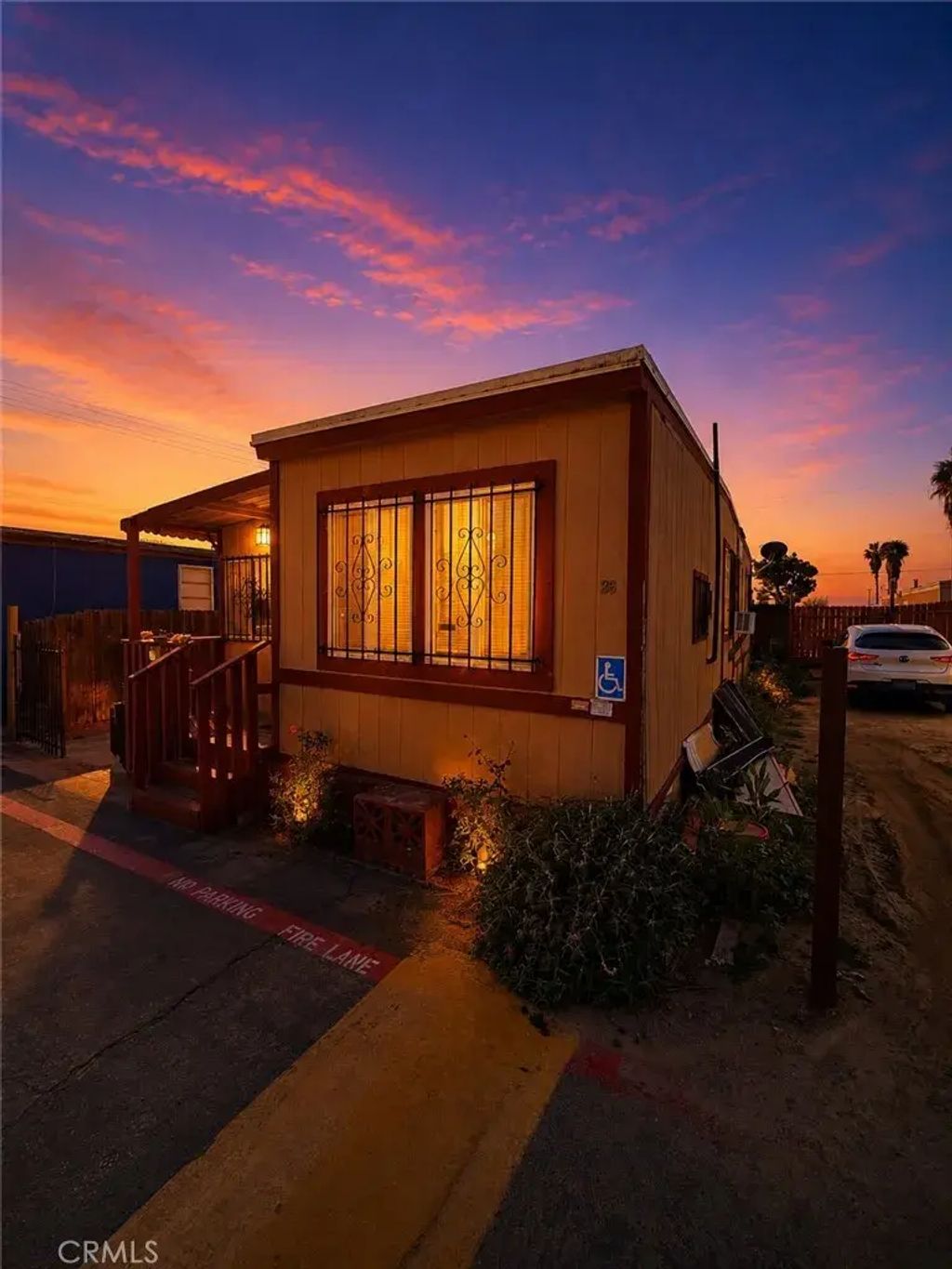 3319 Avalon #26, Riverside