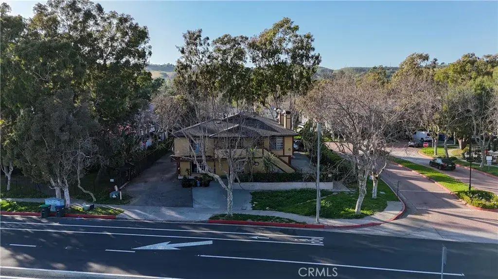 32301 Alipaz, San Juan Capistrano