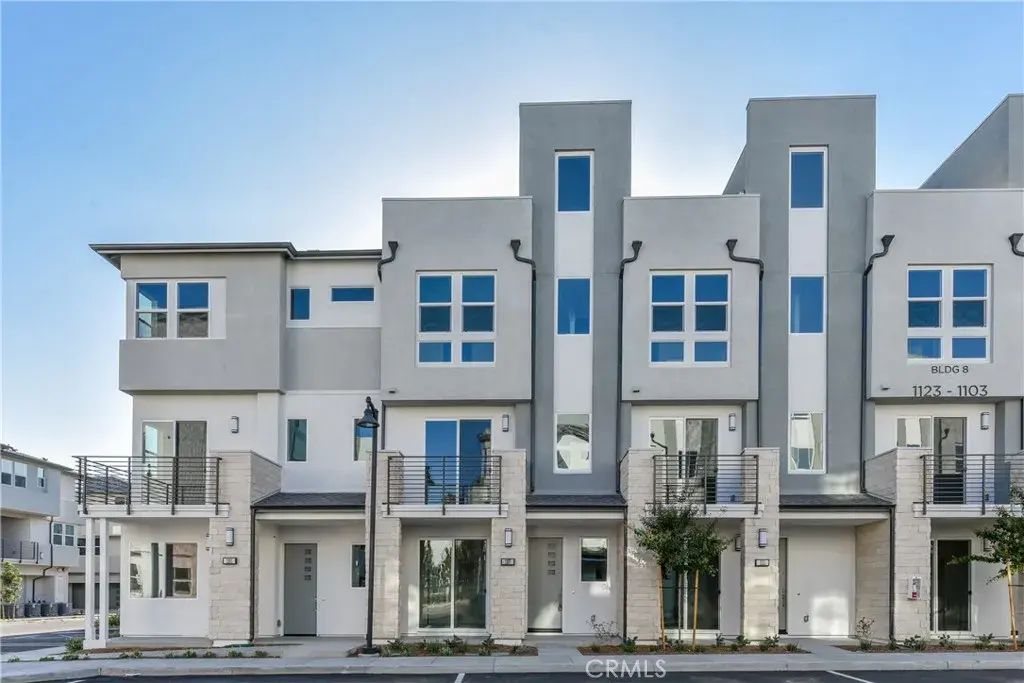 1110 W Cara Dr, Anaheim