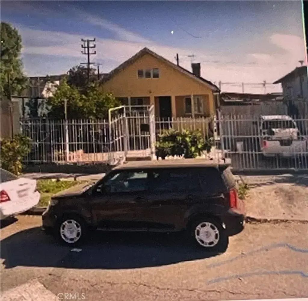 5506 Holmes, Los Angeles