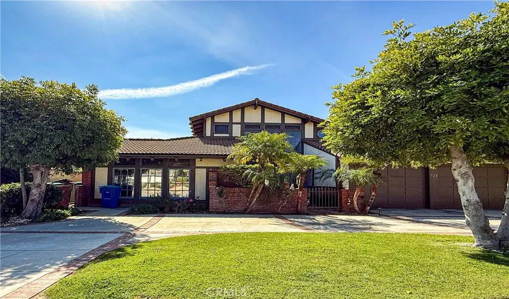 528 W Winnie, Arcadia