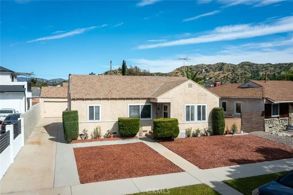 10515 Lanark, Sun Valley