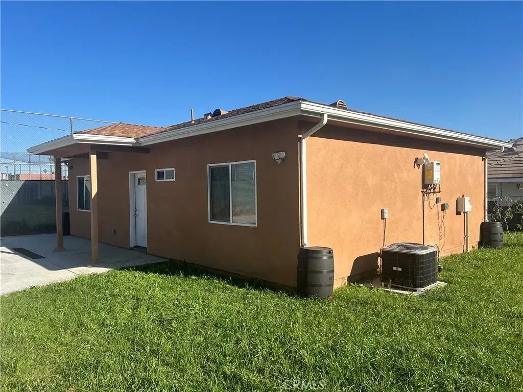 9432 Emperor Avenue B, Temple City