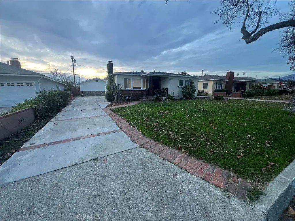 5221 Camellia Ave B, Temple City