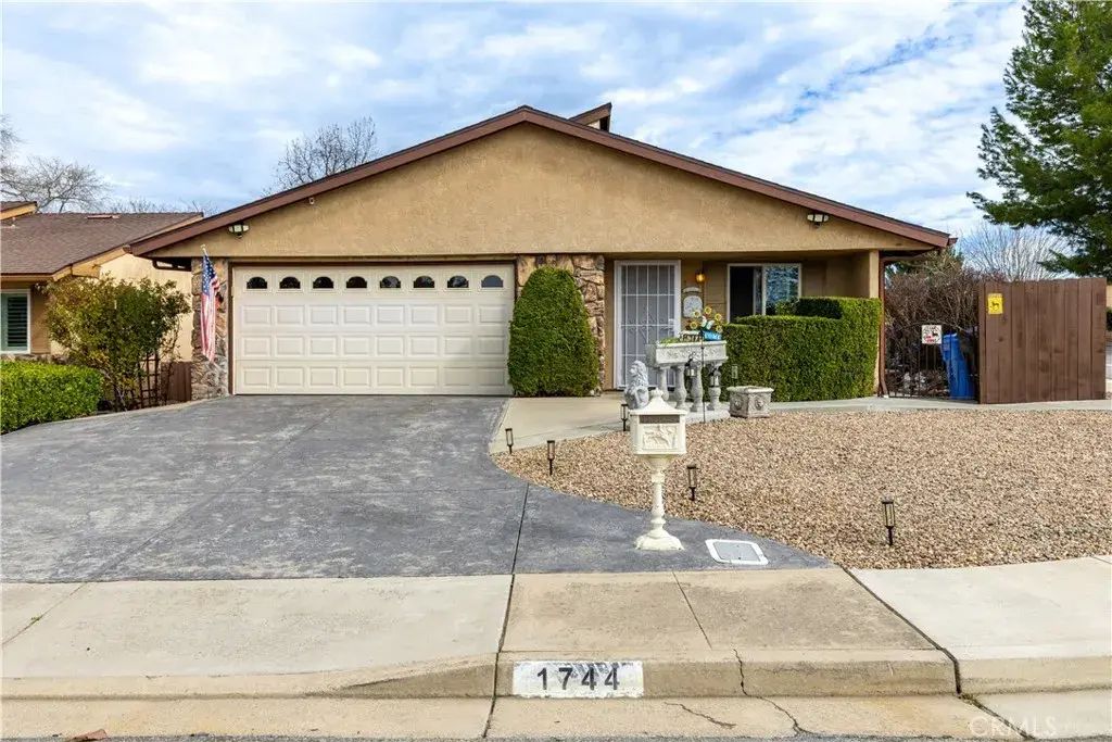 1744 Ponderosa, Paso Robles