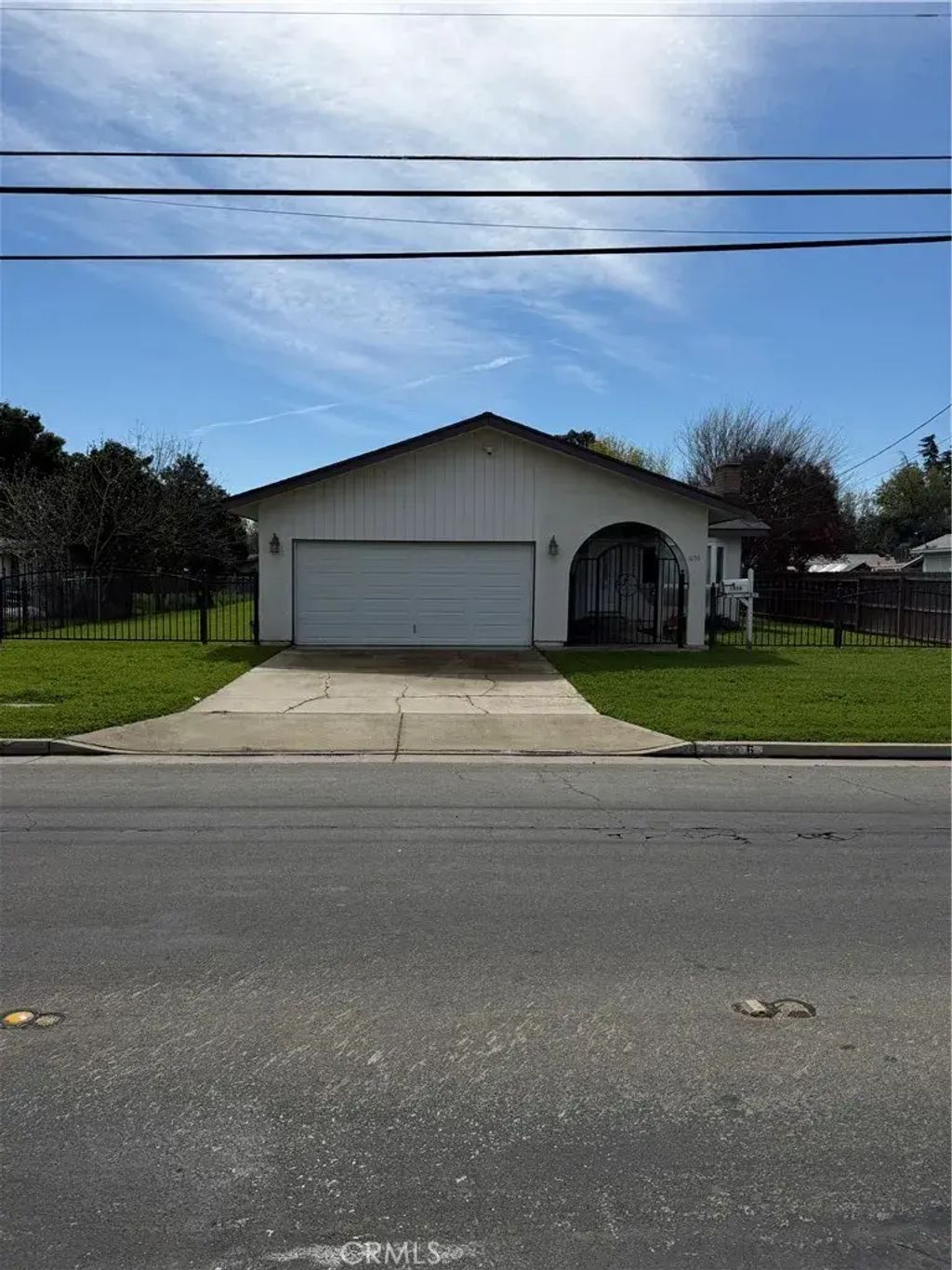 1056 E Alexander, Merced