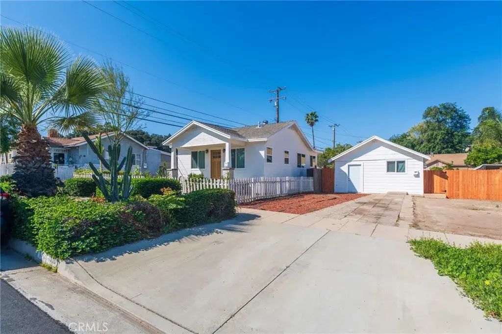 1310 S Belle Avenue, Corona