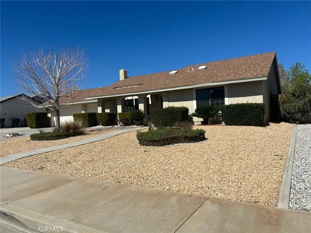14408 Manzano, Victorville