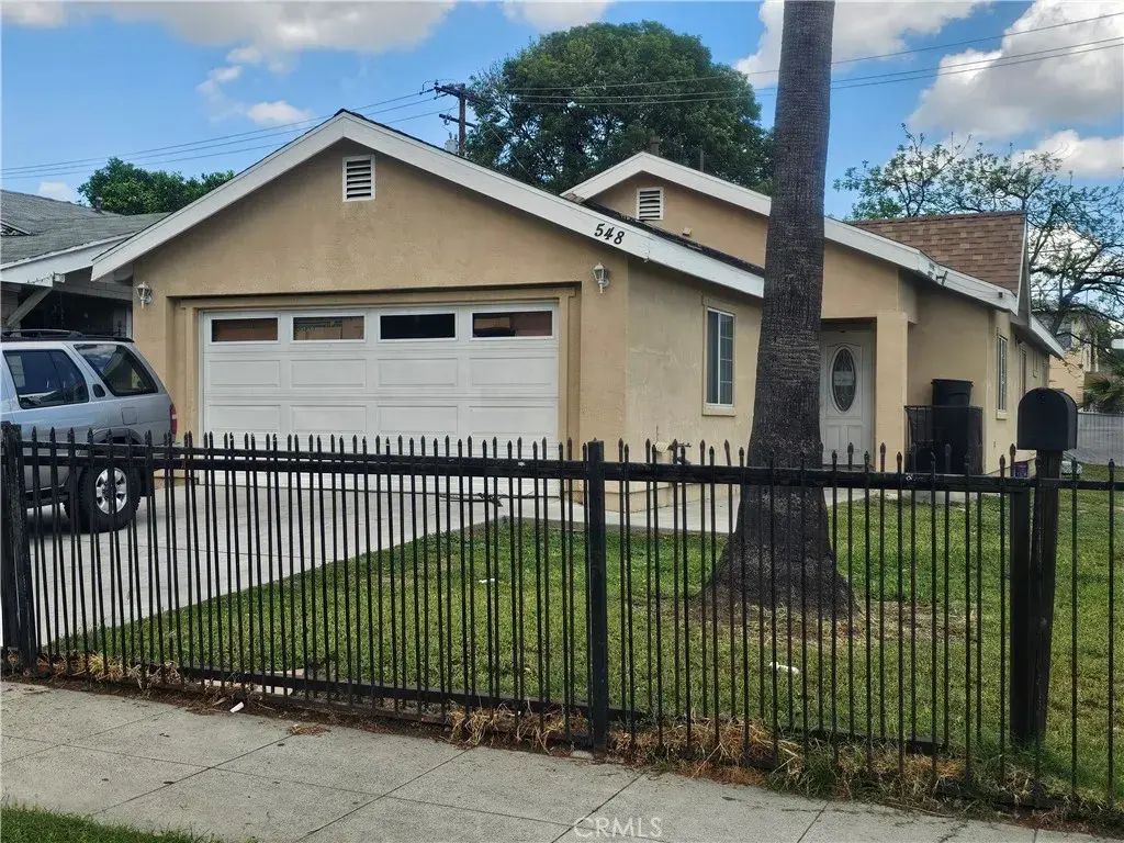 548 N Reservoir, Pomona