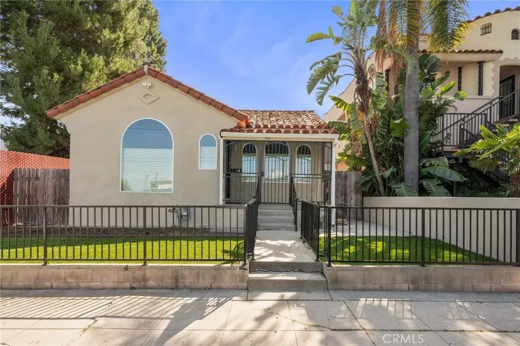 747 W 8th, San Pedro