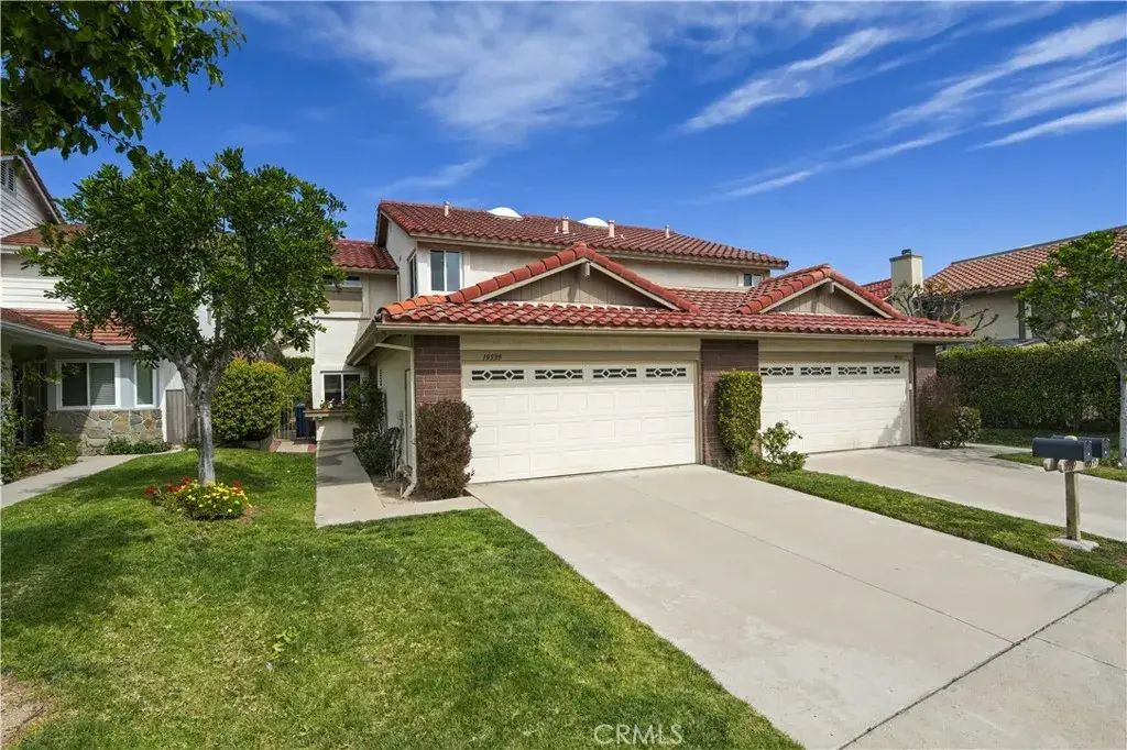19539 Shadow Springs, Porter Ranch