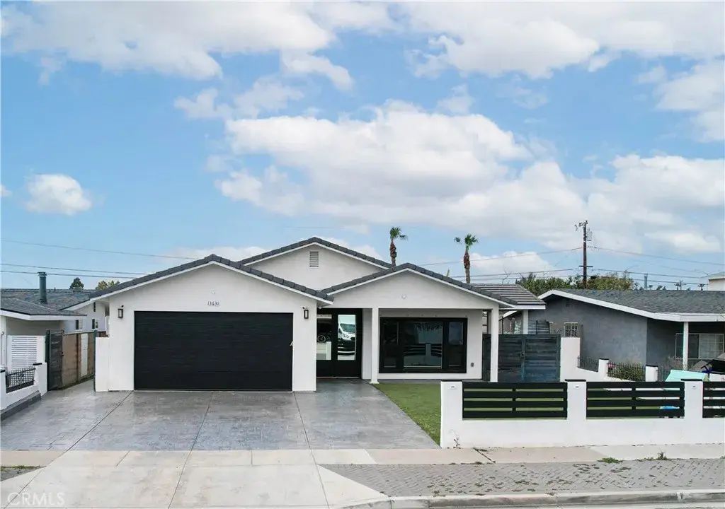 13631 Hope, Garden Grove