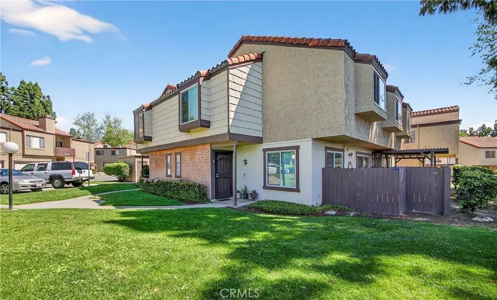 9322 Shadowood Drive A, Montclair