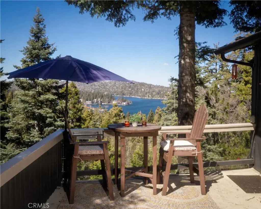 550 Stone Hill Drive, Lake Arrowhead