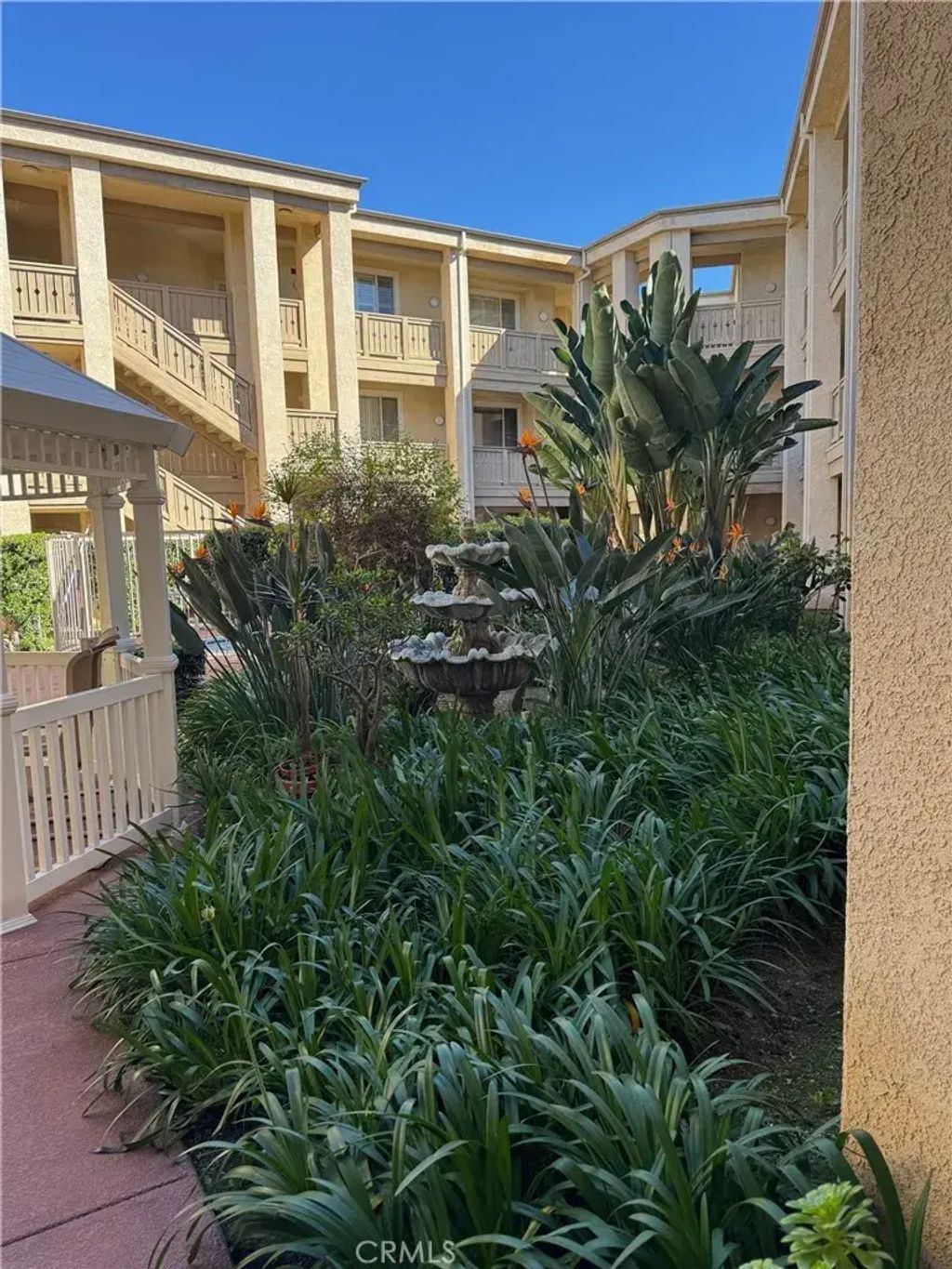 130 S Barranca 212, West Covina