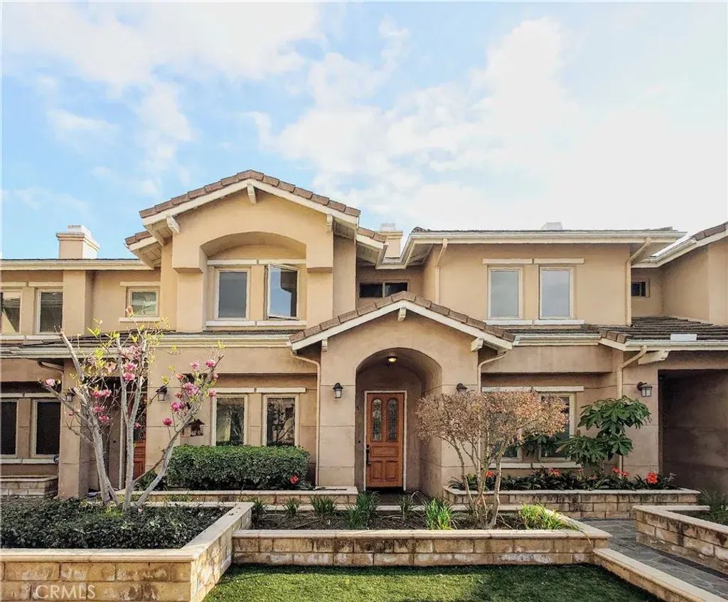 88 N Roosevelt 5, Pasadena