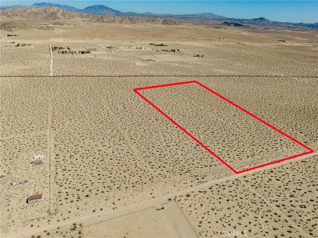 767 Foothill, Lucerne Valley