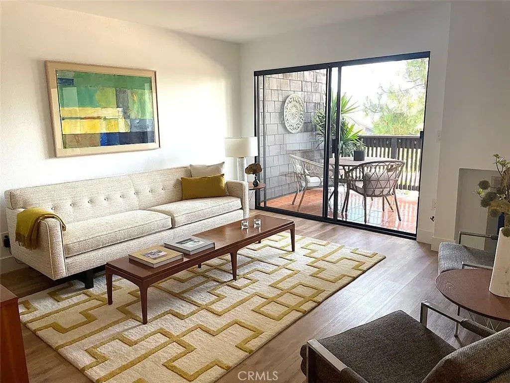 2512 E Willow 106, Signal Hill